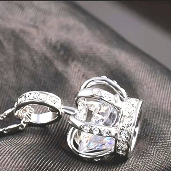 Regal Italy  Silver Crown Necklace with Sparkling Solitaire Unisex - Picture 2 of 3